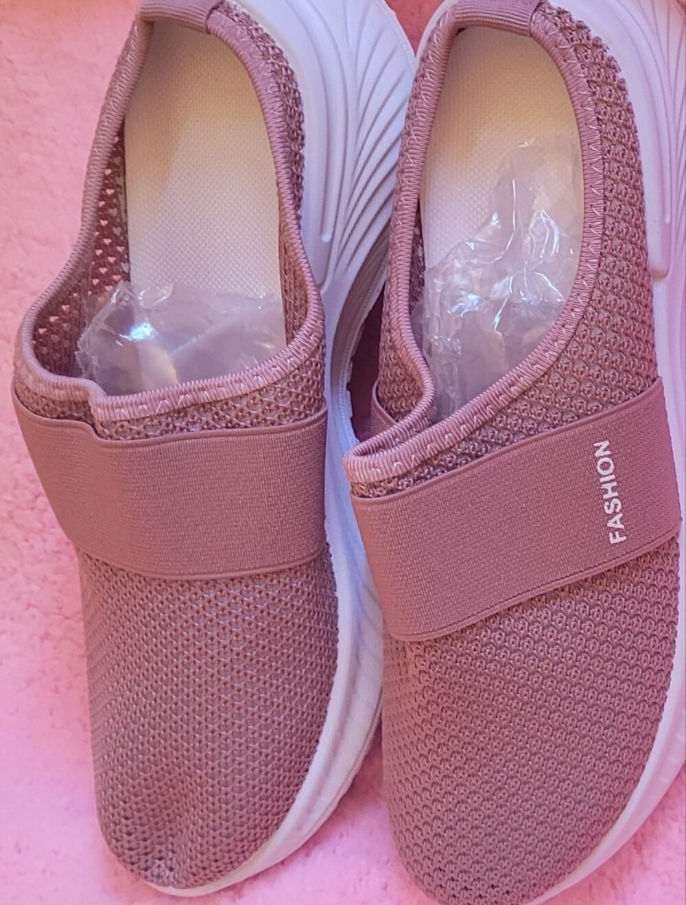 Women’s Slip-On Knit Sneakers in Dusty Pink with Elastic Strap